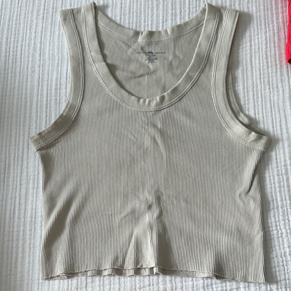 Brandy Melville Ribbed Scoop Neck Tank in Cream